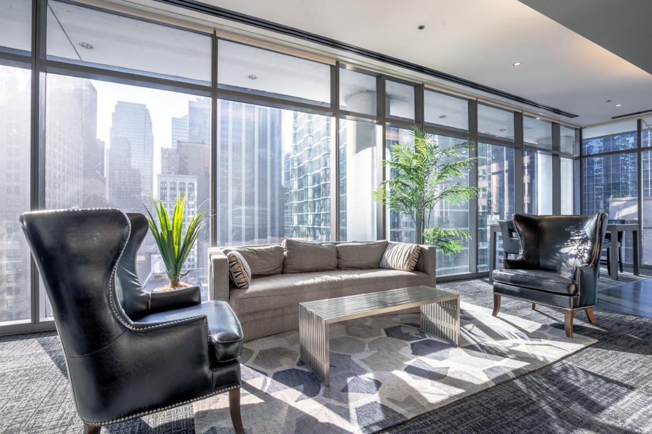 Apartment Loop W Gym Pool Lounge 1 Block From L Chi-694 Chicago