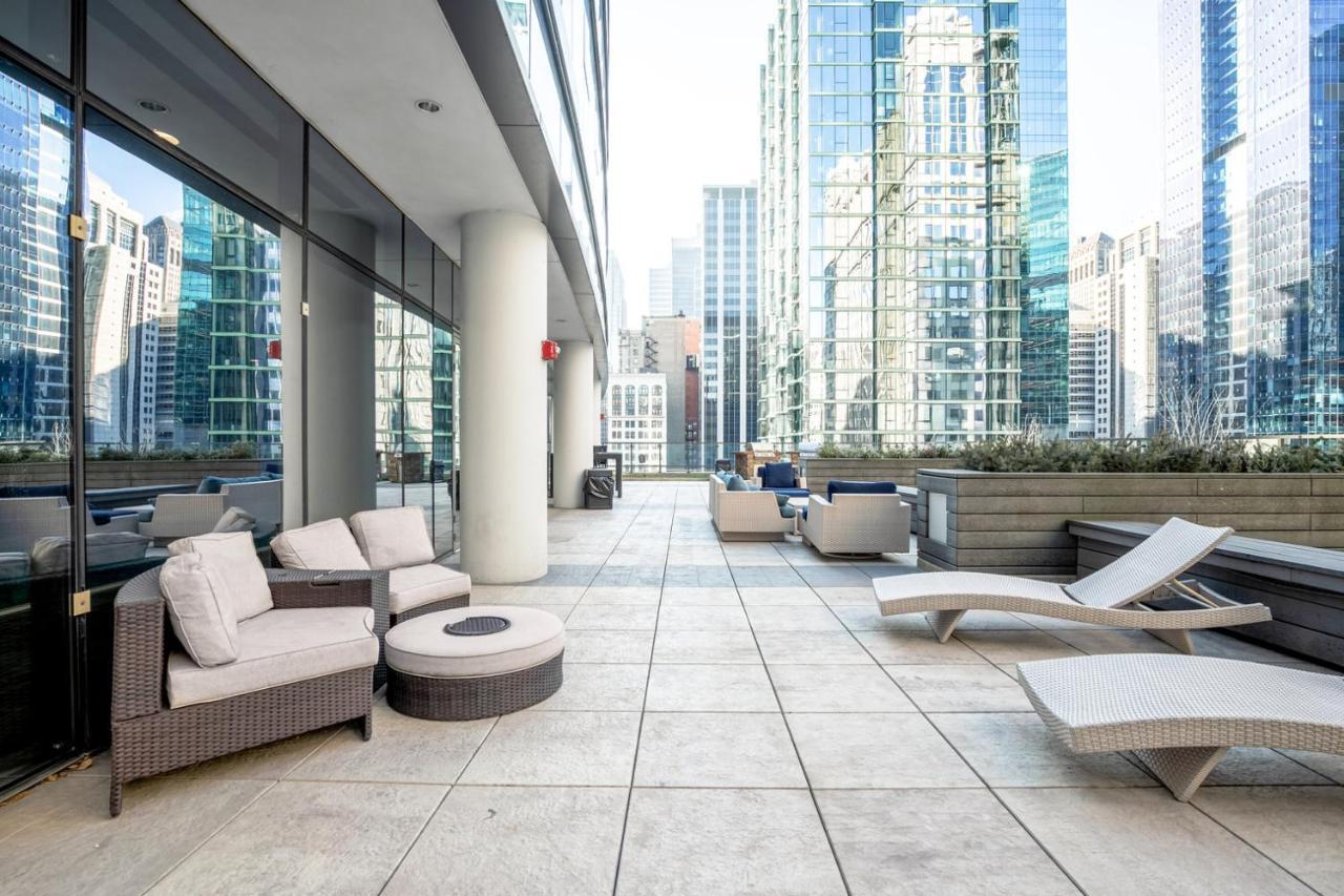 Loop W Gym Pool Lounge 1 Block From L Chi-694 *
