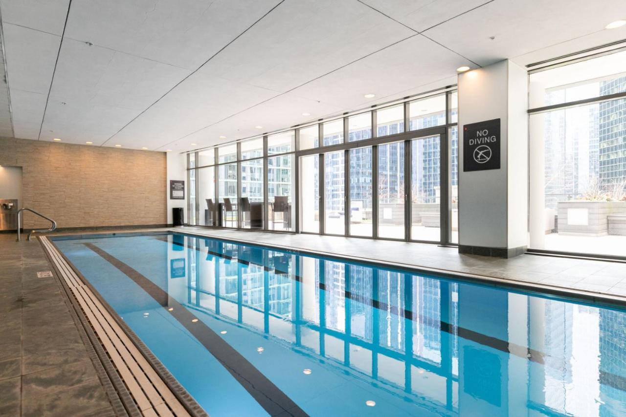 Loop W Gym Pool Lounge 1 Block From L Chi-694 Chicago